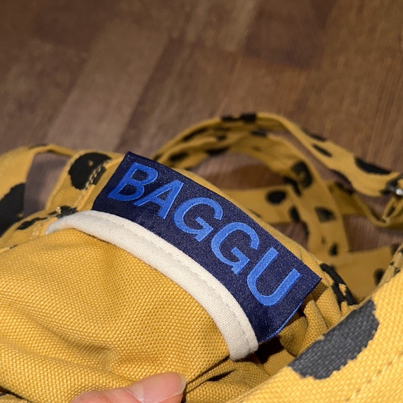 Sold - Picture 6 of 10